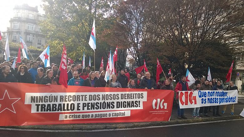 2016-12-14 asemblea concentracion  Compostela 0001.jpg